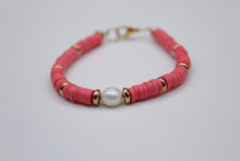 Load image into Gallery viewer, Shades of red bracelet