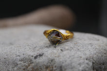 Load image into Gallery viewer, Smokey glass ring